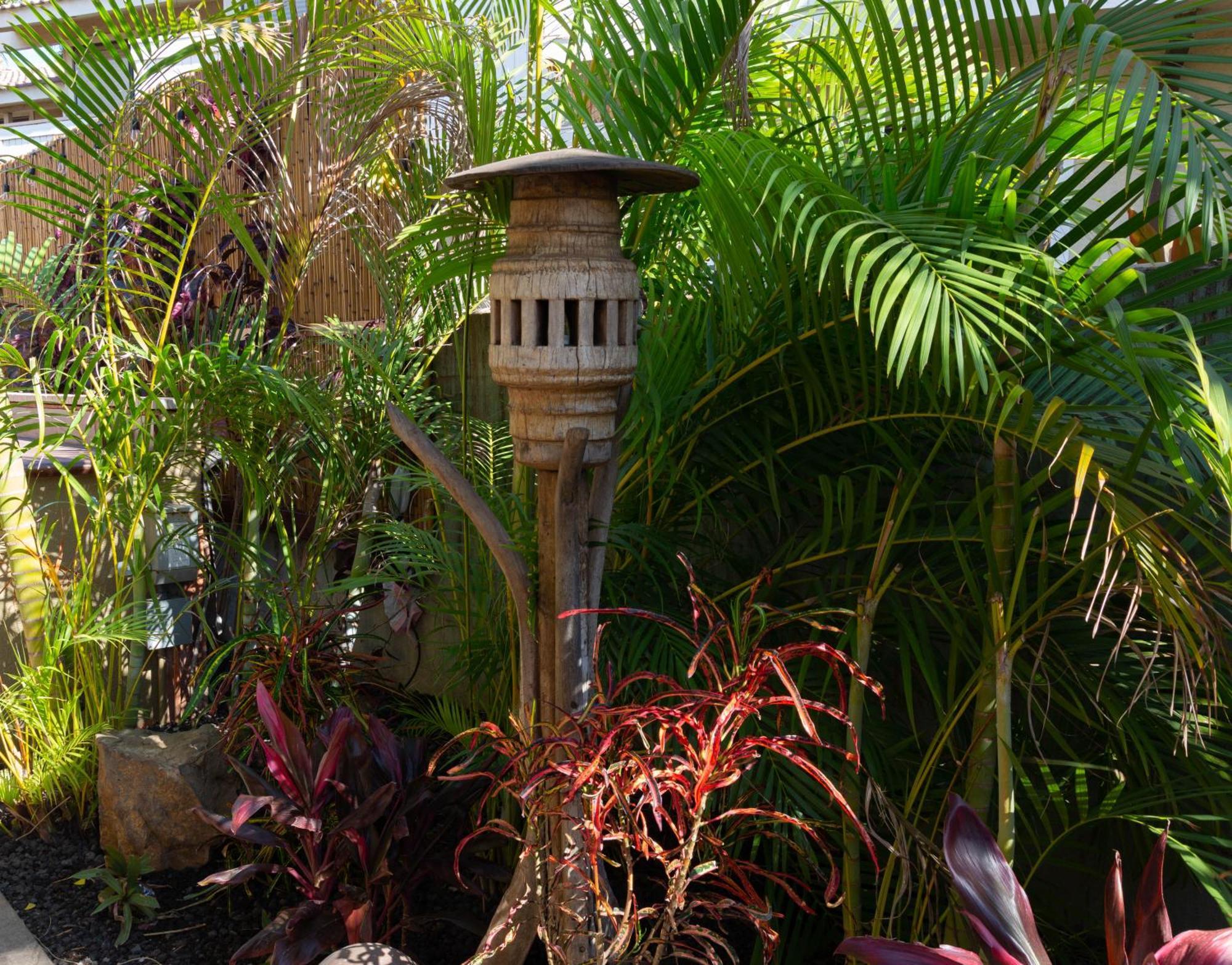Orchid Suite, 1 Bedroom, Sleeps 4, Pool & Bbq, Pre-Renovation Summer Sale Kihei Exterior photo