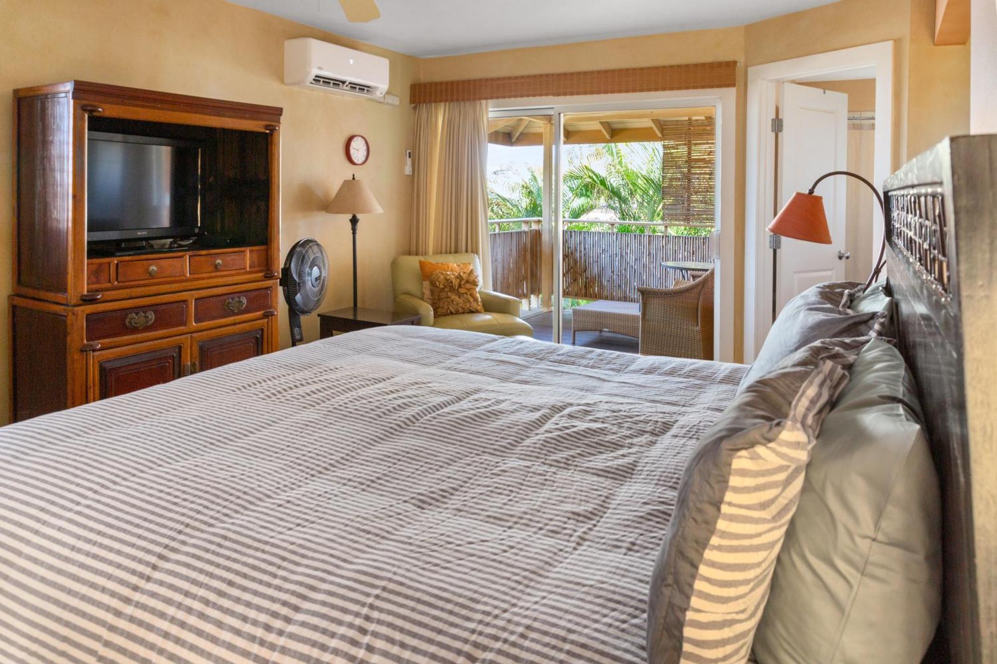 Orchid Suite, 1 Bedroom, Sleeps 4, Pool & Bbq, Pre-Renovation Summer Sale Kihei Exterior photo